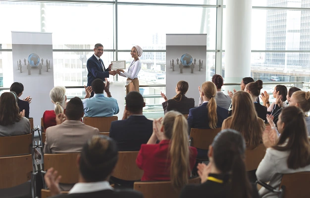 Image gallery marquee