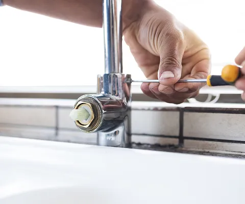 Plomero_hero_images (6)